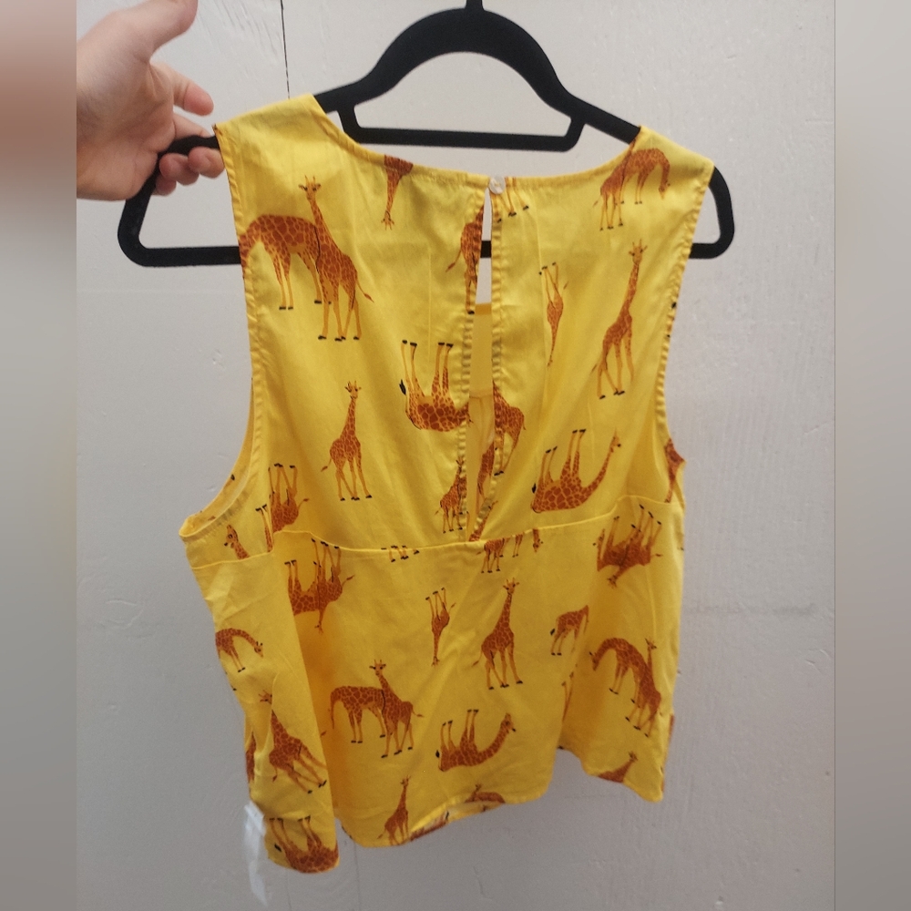 Modcloth Befitted For Beaming Yellow Giraffe Patterned Cotton Sleeveless Top - Picture 10 of 10